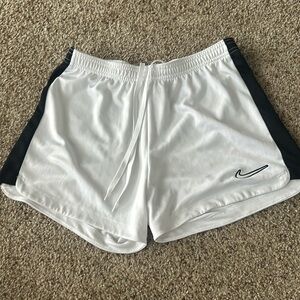 white nike soccer shorts